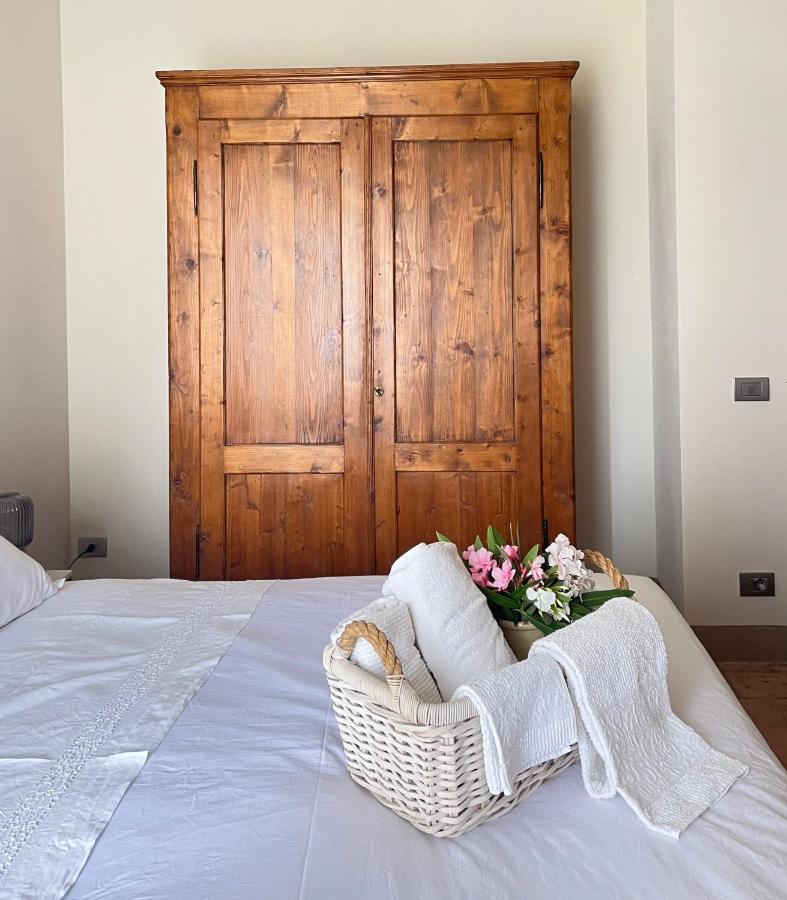 Le Mansarine Charme B&B Castellaro  Bagian luar foto