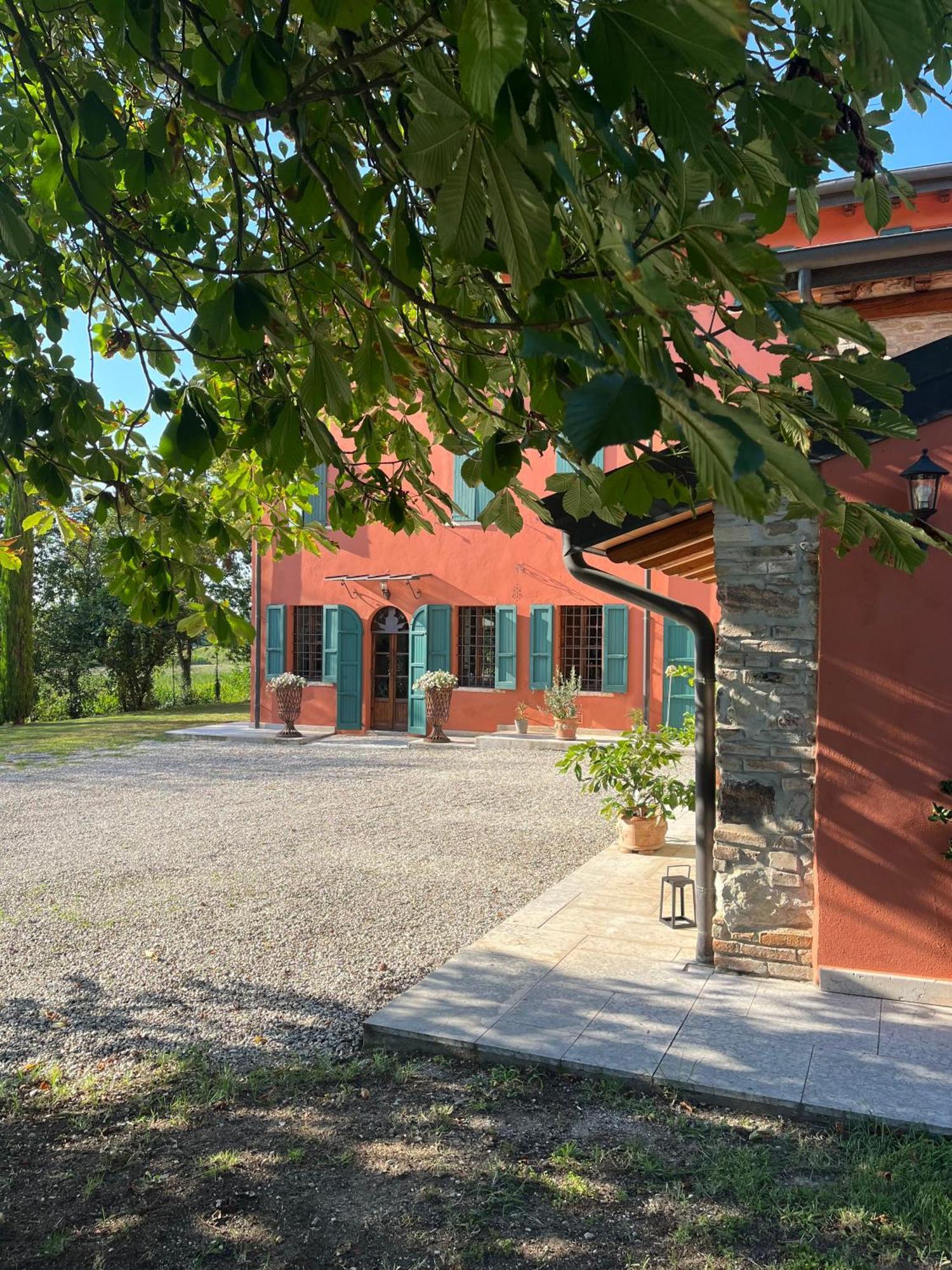 Le Mansarine Charme B&B Castellaro  Bagian luar foto