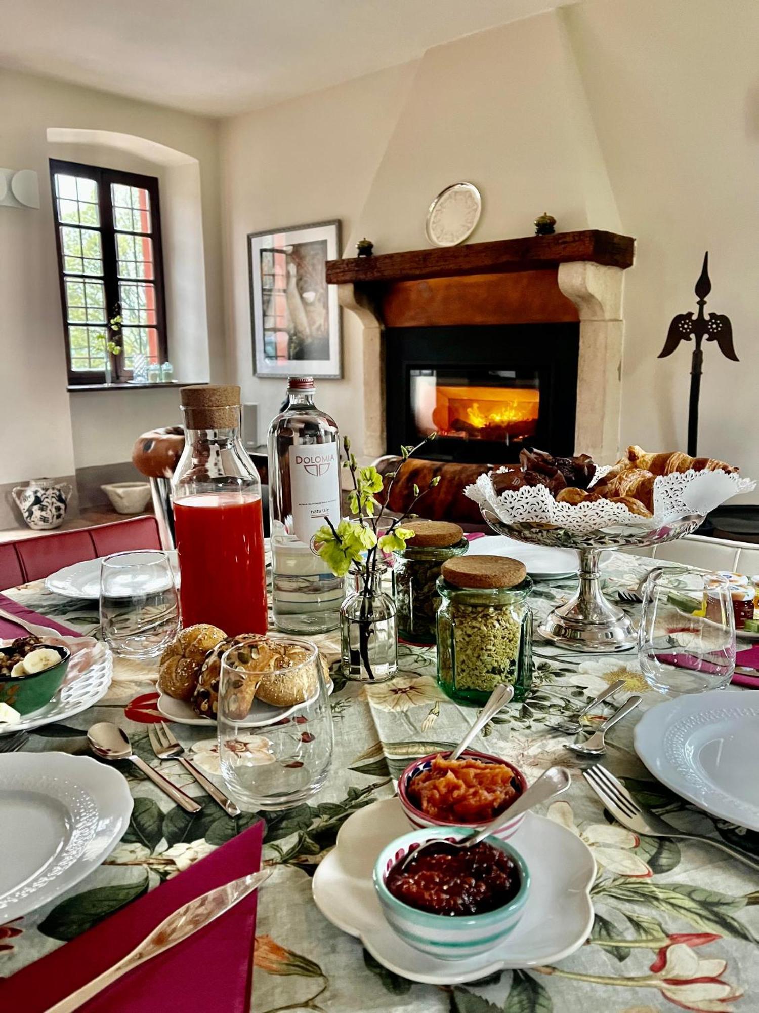 Le Mansarine Charme B&B Castellaro  Bagian luar foto